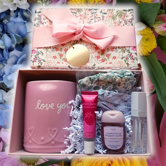 Victoria's Secret Other - 7pc Victoria's Secret Gift Box Set -with Rae Dunn Mug and B&BW Skincare-XL-NWT